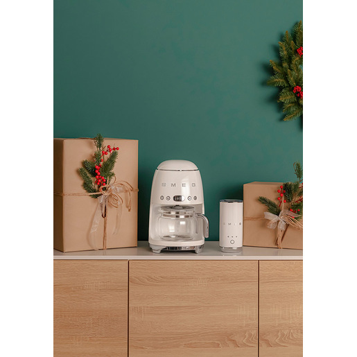 Image of Smeg Macchina da Caffè Filtro 50's Style – Panna LUCIDO – DCF02CREU