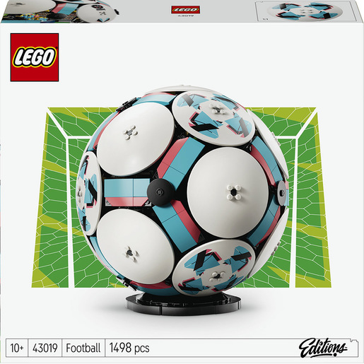 LEGO Editions 43019 Pallone da Calcio Giocattolo, Kit di Modellismo 3D con Mini-Stadio, Regalo per Bambini 10+ e per Adulti