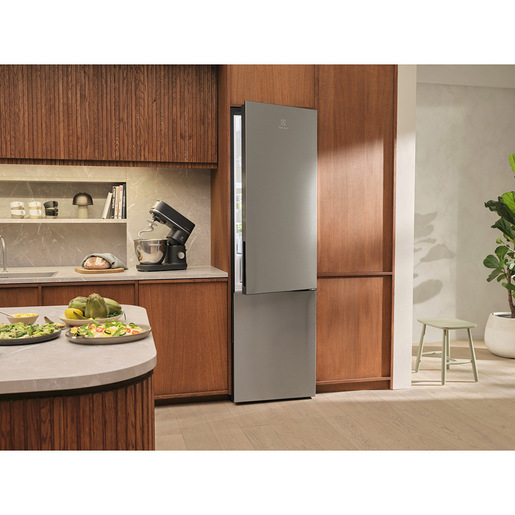 Image of Electrolux LNT7MC36X Frigocongelatore 700 GreenZone+ 202 cm