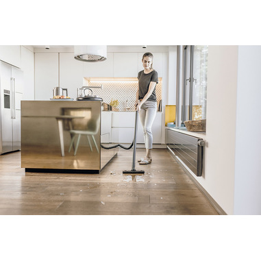 Krcher BIDONE ASPIRATUTTO ASPIRATORE SOLIDI- LIQUIDI KWD 3 V-17/4/20/F | Aspirapolvere con sacco in offerta su Unieuro Krcher BIDONE ASPIRATUTTO ASPIRATORE SOLIDI- LIQUIDI KWD 3 V-17/4/20/F | Aspirapolvere con sacco in offerta su Unieuro